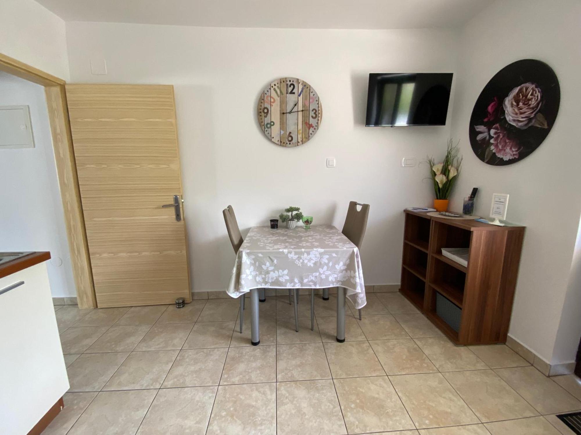 Apartments Anna III باشْكا المظهر الخارجي الصورة